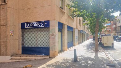 Local en Reus, Tarragona en alquiler Foto de la construcción- Imagen 1 de 11