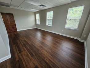 1221 N Church St, Moorestown, NJ en alquiler Foto del interior- Imagen 2 de 3