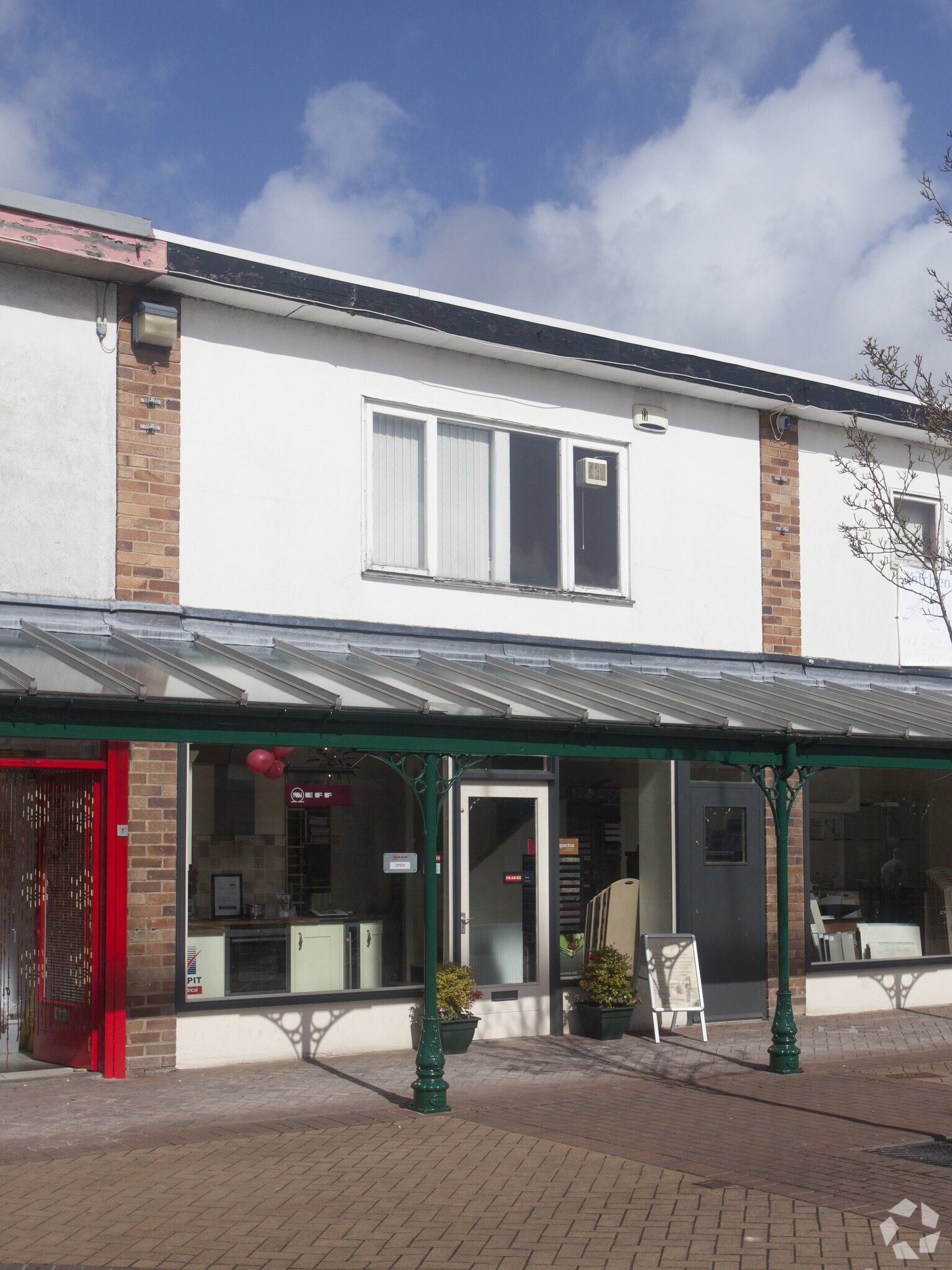 4-5 Tower Gdns, Holywell en alquiler Foto principal- Imagen 1 de 4