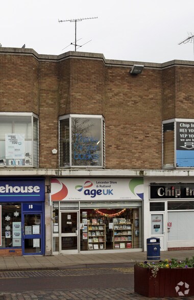 16 The Square, Market Harborough en venta - Foto del edificio - Imagen 2 de 3