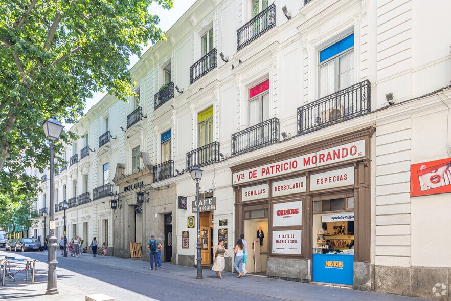Calle del Duque de Alba, 15, Madrid, Madrid en alquiler - Foto del edificio - Imagen 3 de 7