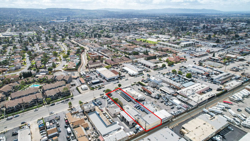 731 San Bernardino Rd, Covina, CA en venta - Foto del edificio - Imagen 2 de 25