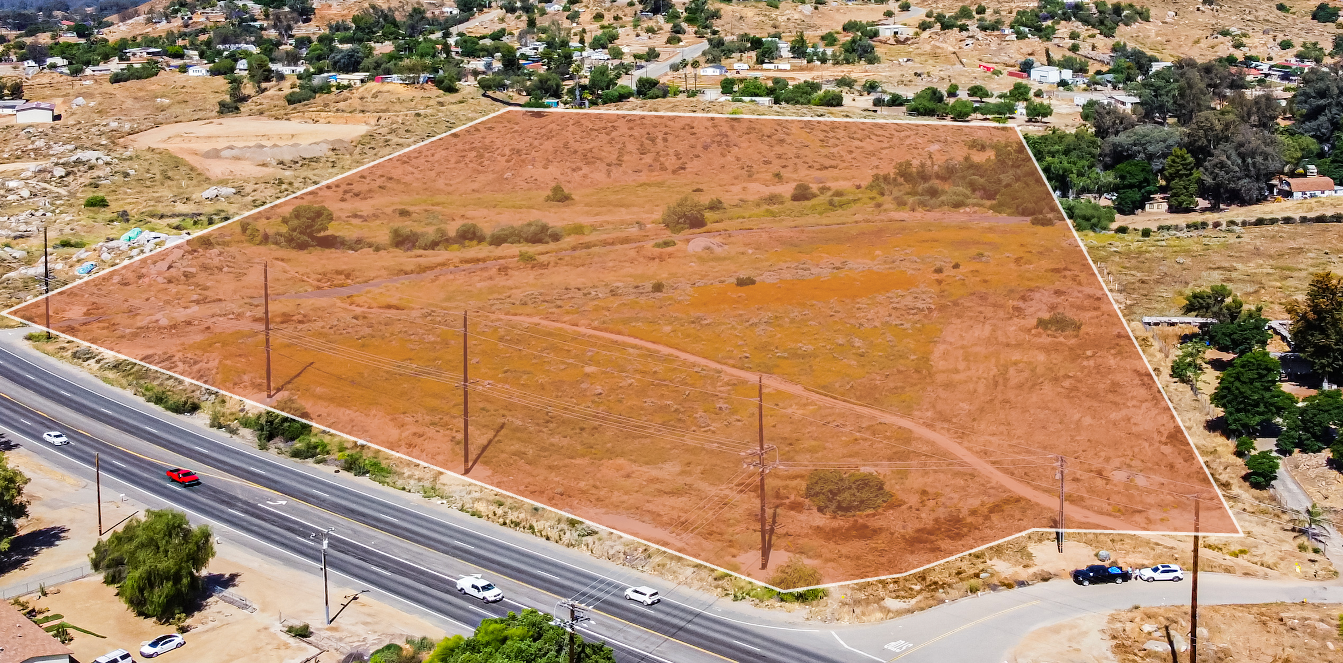 Highway 74, Perris, CA en venta Foto del edificio- Imagen 1 de 15