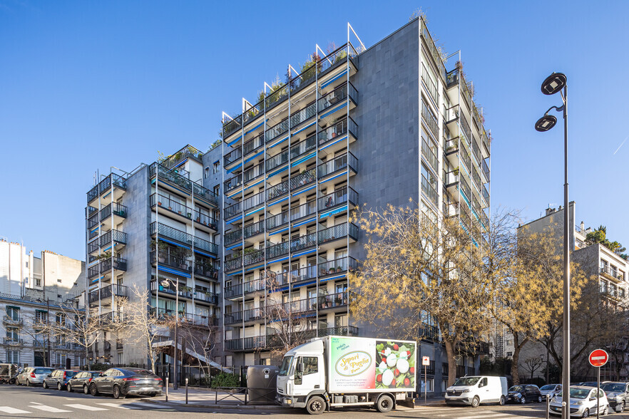 Edificio residencial en Paris en venta - Foto del edificio - Imagen 2 de 9