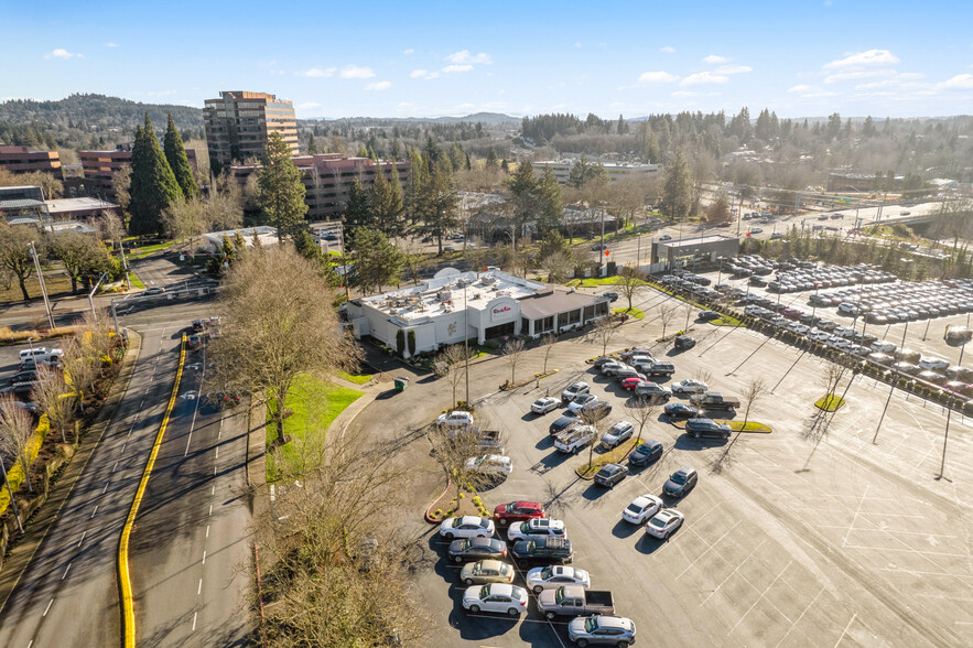 10205 SW Washington Square Rd, Portland, OR en venta - Foto del edificio - Imagen 2 de 14