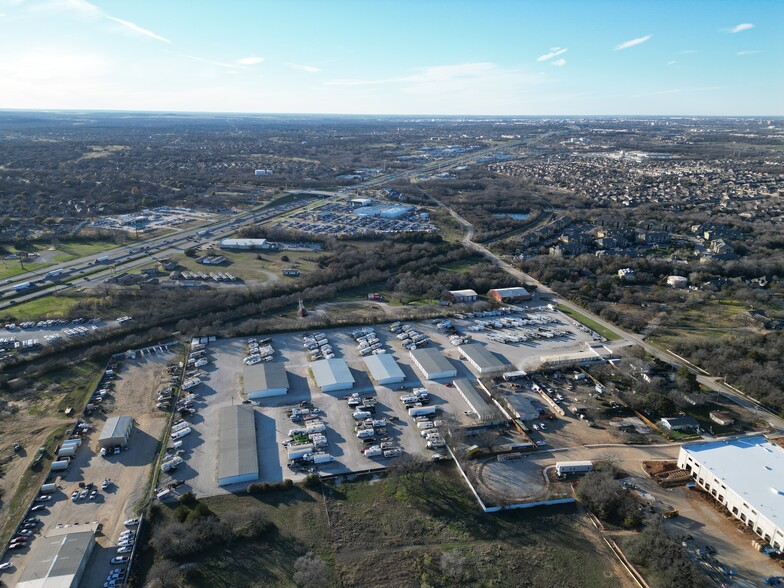 2750 Shady Shores Road, Corinth, TX en alquiler - Foto del edificio - Imagen 3 de 5