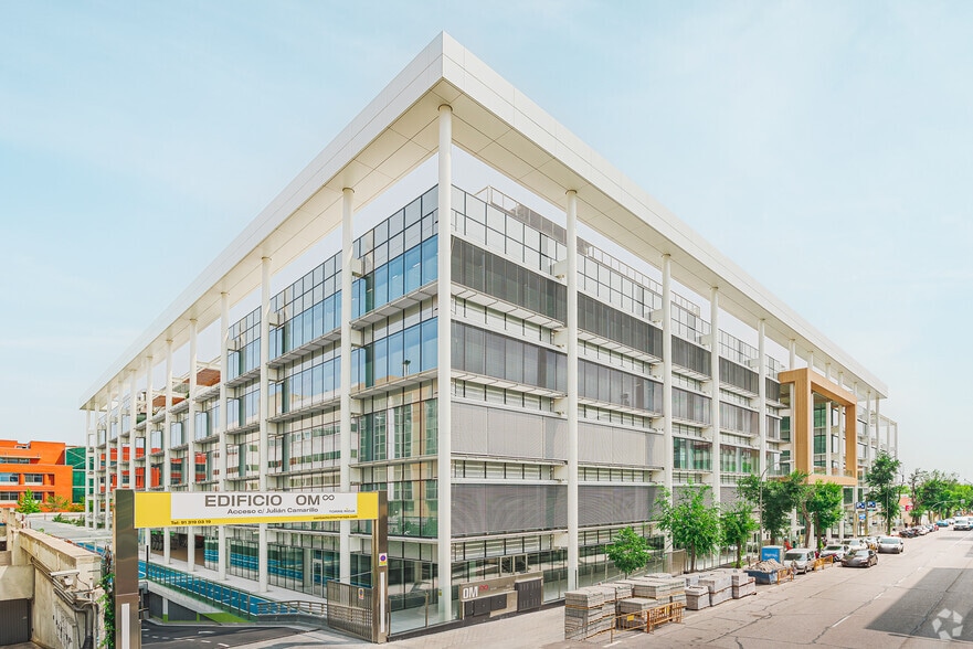 Calle Julián Camarillo, 31 MADBIT, Madrid, Madrid en alquiler - Foto del edificio - Imagen 3 de 18