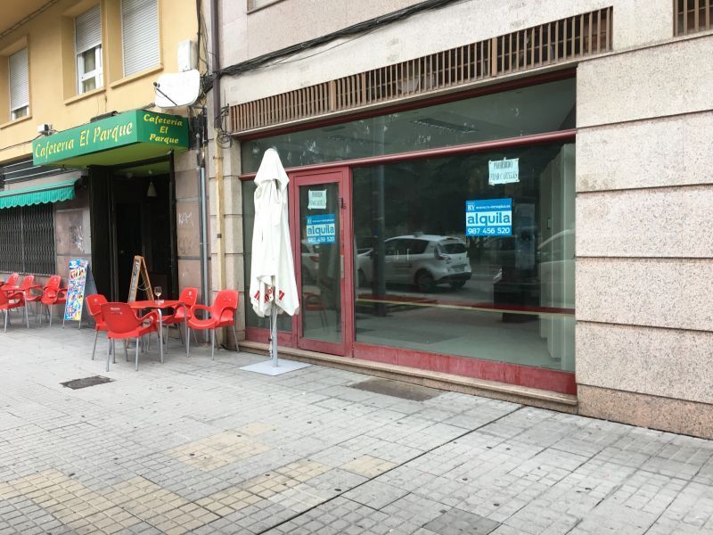 Local en Ponferrada, León en venta Foto principal- Imagen 1 de 22