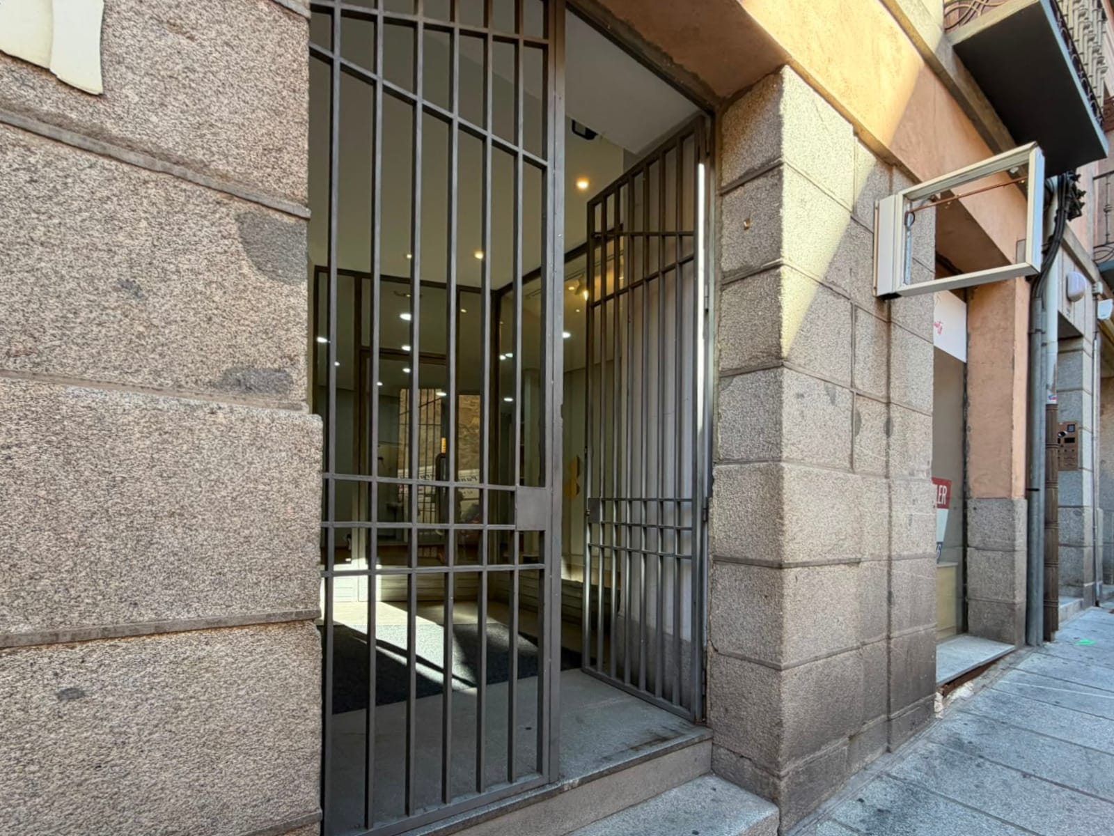 Local en Segovia, Segovia en alquiler Foto del edificio- Imagen 1 de 4