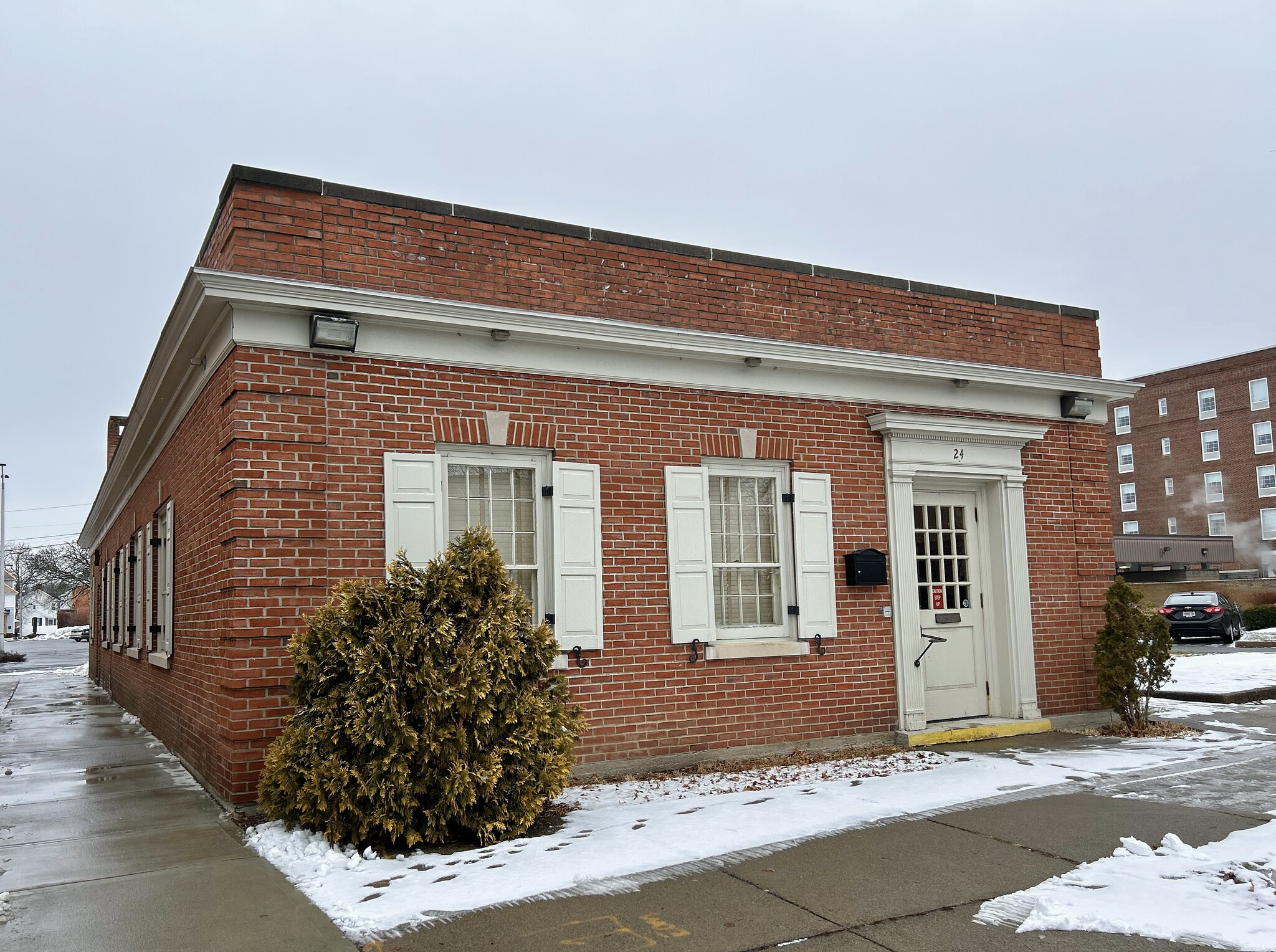 24 Maple St, Glens Falls, NY en alquiler Foto del edificio- Imagen 1 de 16