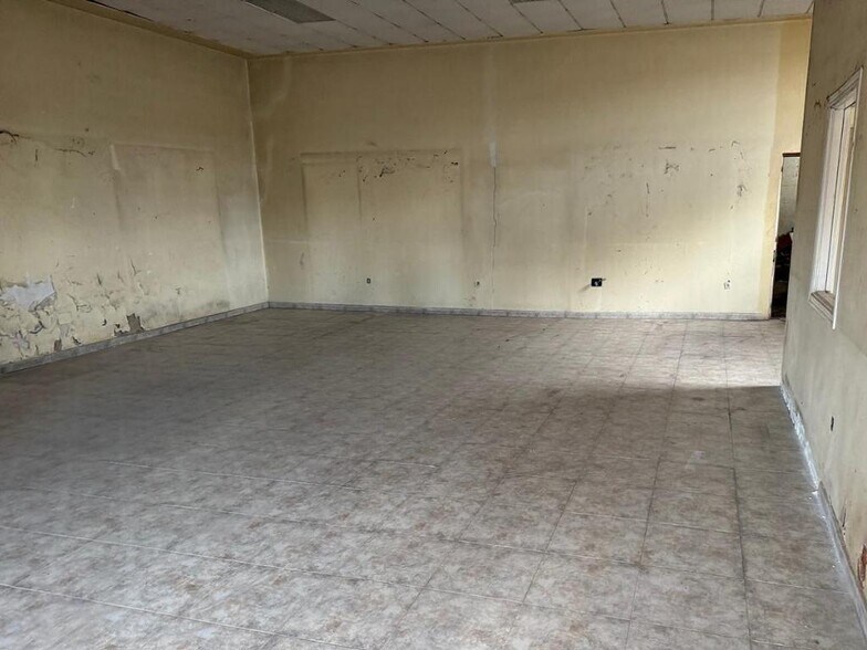Nave en Astorga en venta - Foto del interior - Imagen 2 de 6