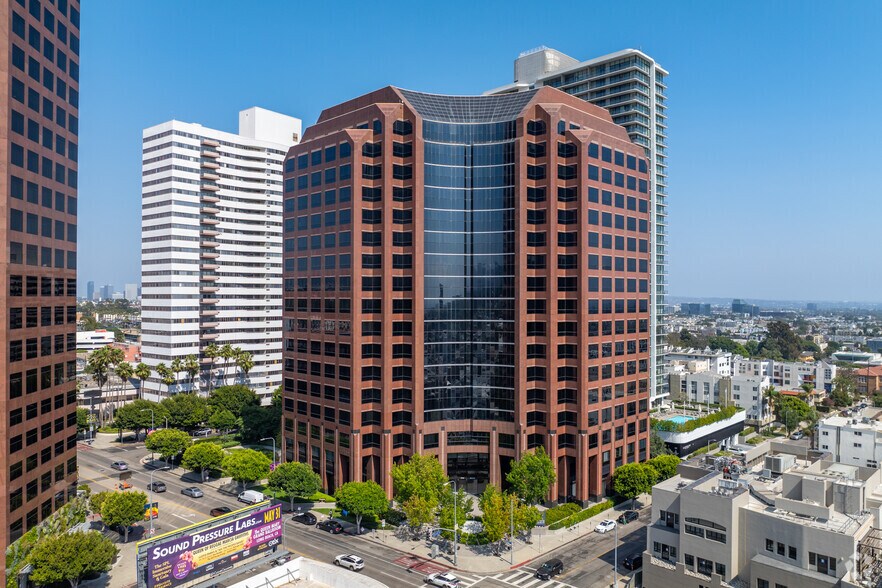 11766 Wilshire Blvd, Los Angeles, CA en alquiler - Foto del edificio - Imagen 1 de 17