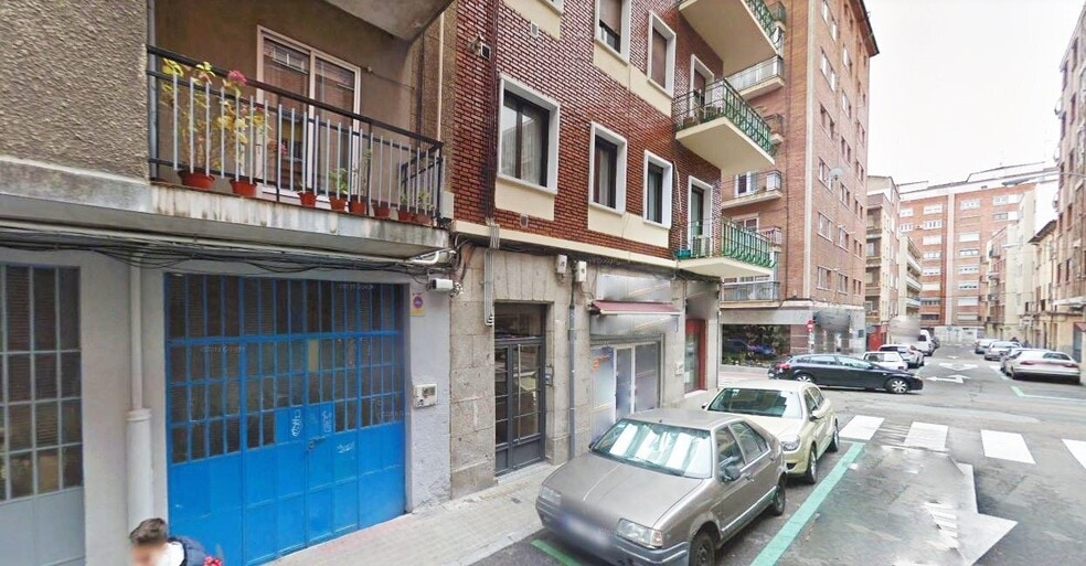 Local en Salamanca en venta - Foto del edificio - Imagen 3 de 8