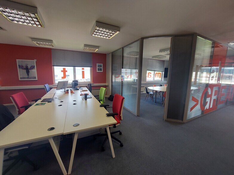 Players Rd, Stirling en alquiler - Foto del edificio - Imagen 2 de 3