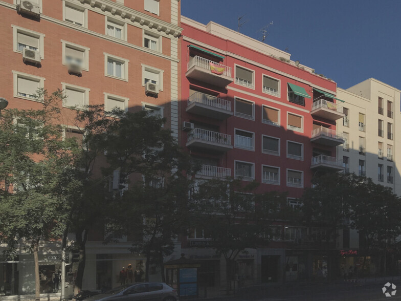 Calle Narváez, 14, Madrid, Madrid en alquiler - Foto del edificio - Imagen 2 de 2