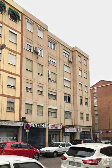 Calle De María Teresa Sáenz De Heredia, 36, Madrid, Madrid en venta - Foto del edificio - Imagen 1 de 2