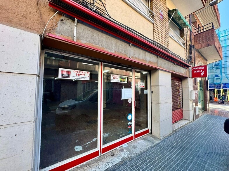 Edificio residencial en Cornellà de Llobregat, Barcelona en venta - Foto del interior - Imagen 2 de 2