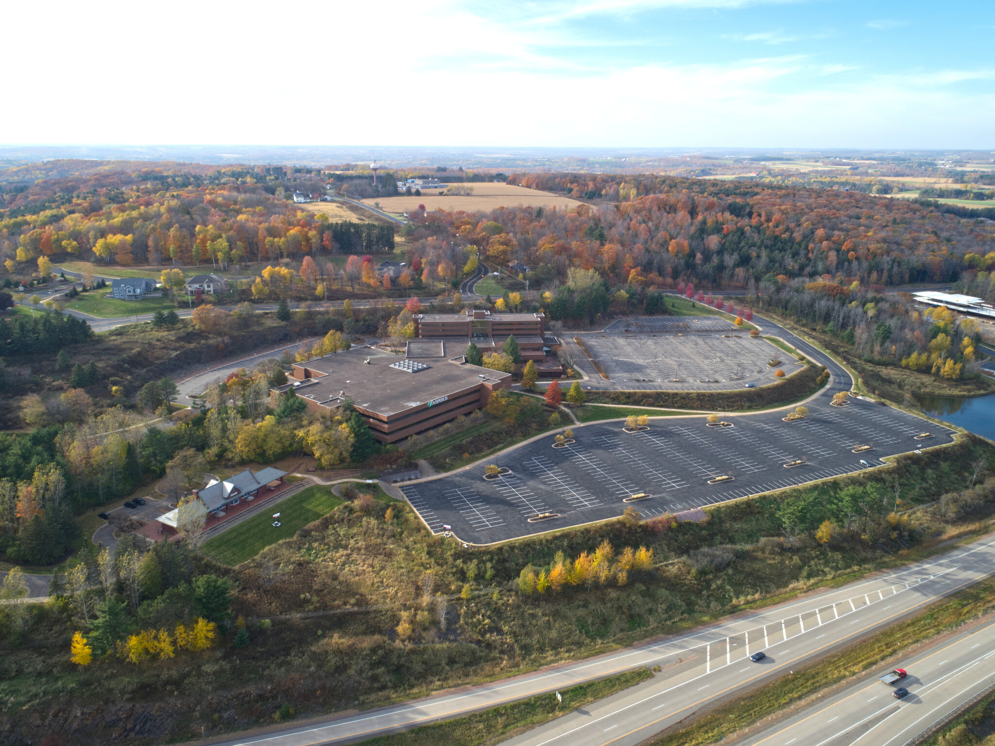 1800 Westwood Center Blvd, Wausau, WI en venta Foto del edificio- Imagen 1 de 35