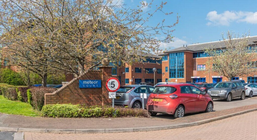 Barnett Way, Gloucester en alquiler - Foto del edificio - Imagen 3 de 4