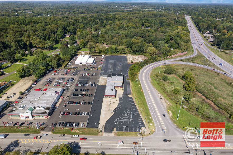 1501 Vernon Odom Blvd, Akron, OH en alquiler - Foto del edificio - Imagen 3 de 49