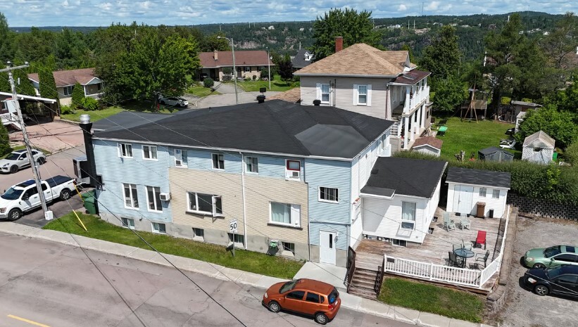 392 Rue Saint-Hilaire, Saguenay, QC en venta - Foto principal - Imagen 1 de 1