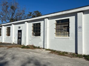 1024 S Main St, Gainesville, FL en alquiler Foto del edificio- Imagen 1 de 1