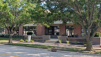 Más detalles de 1625 Commerce Pky, Bloomington, IL - Oficina en venta