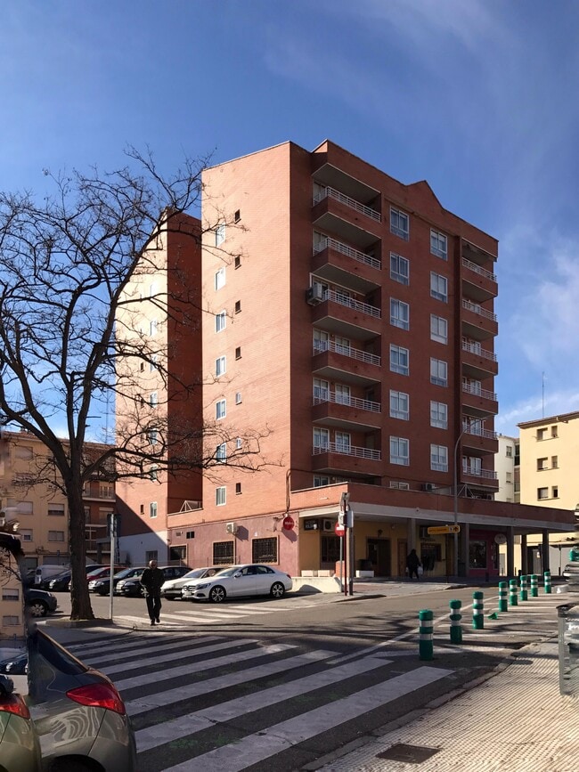 Más detalles de Calle Felipe Solano Antelo, 16, Guadalajara - Edificio residencial​ en venta