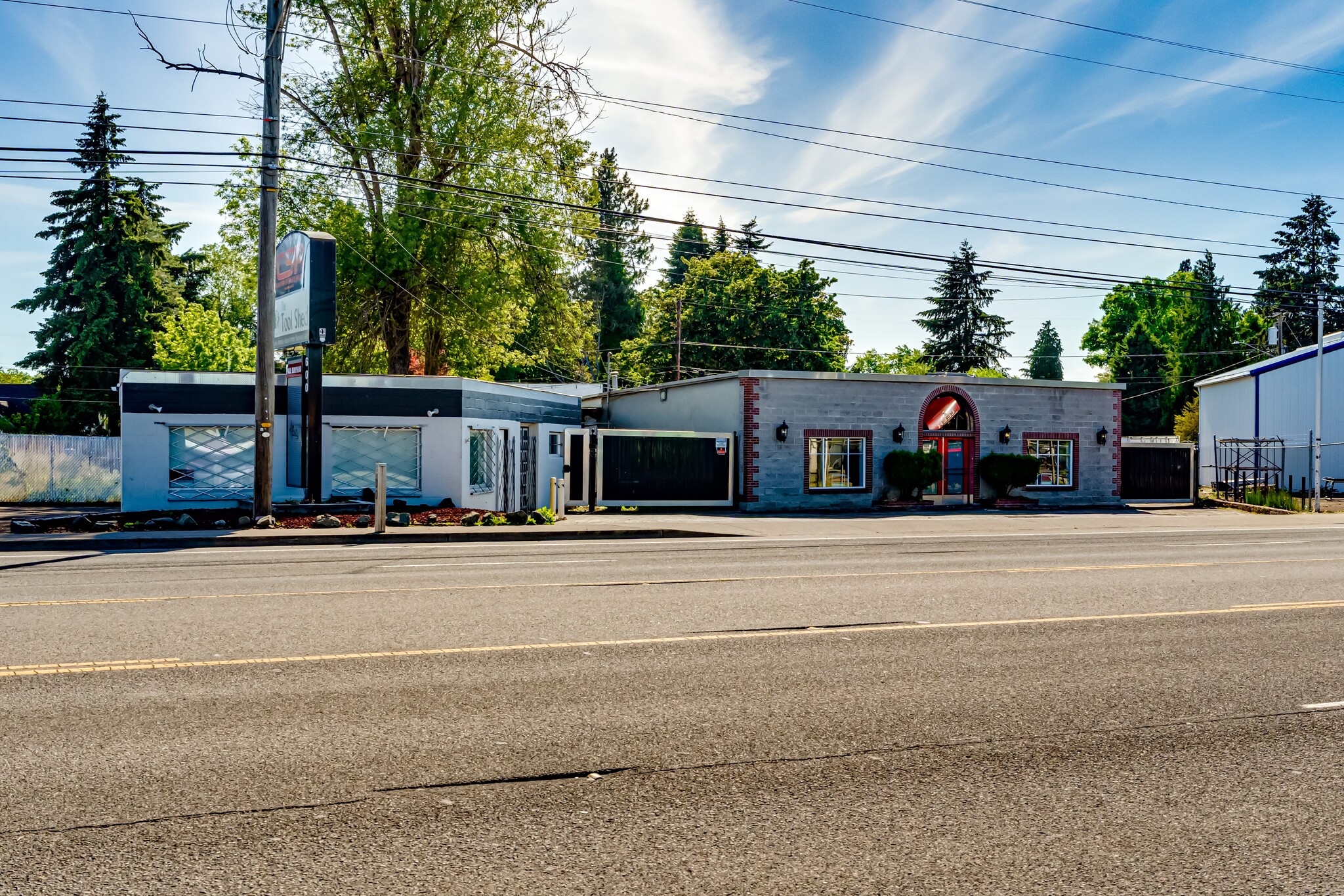 600 Or-99 Hwy, Eugene, OR en venta Foto del edificio- Imagen 1 de 13