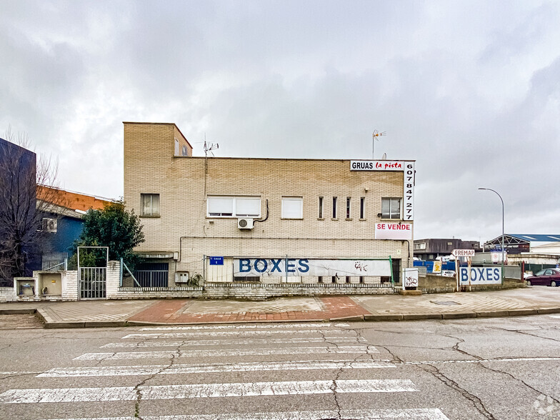 Calle Cámara de la Industria, Móstoles, Madrid en venta - Foto del edificio - Imagen 2 de 2