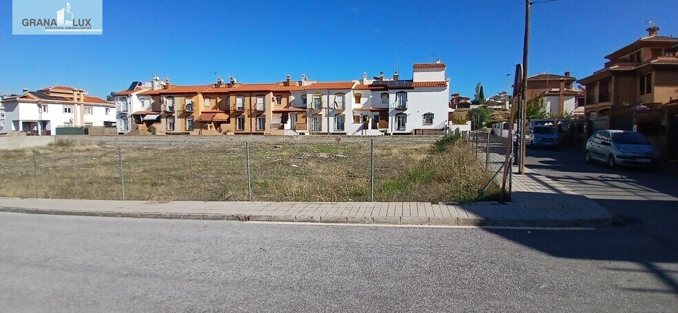 Terreno en Ogíjares, Granada en venta - Foto del edificio - Imagen 2 de 8