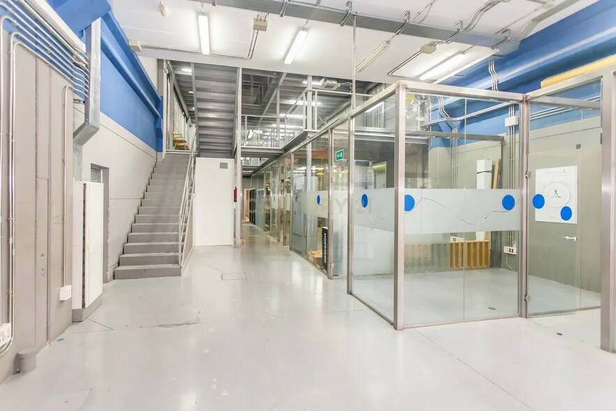 Nave en Arroyomolinos, Madrid en alquiler - Foto del interior - Imagen 2 de 18