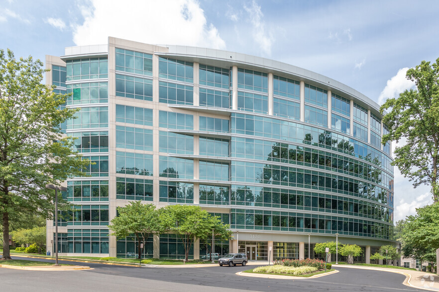 3120 Fairview Park Dr, Falls Church, VA en alquiler - Foto del edificio - Imagen 1 de 14