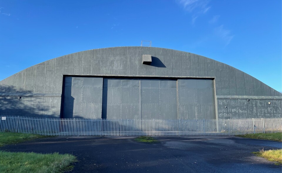 Colerne Industrial Park, Chippenham en alquiler - Foto del edificio - Imagen 2 de 10