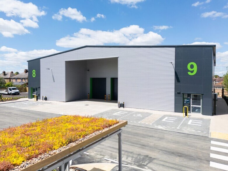 Red Lion Rd, Surbiton en alquiler - Foto del edificio - Imagen 2 de 2