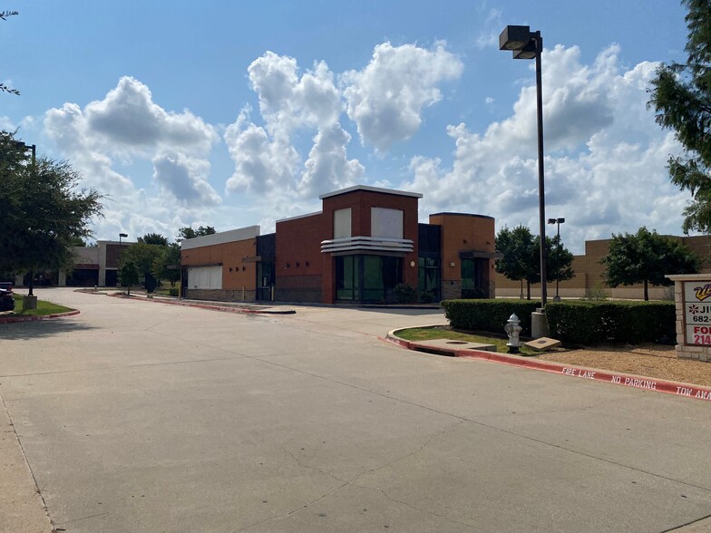 1941 S Main St, Keller, TX en alquiler - Foto del edificio - Imagen 2 de 3