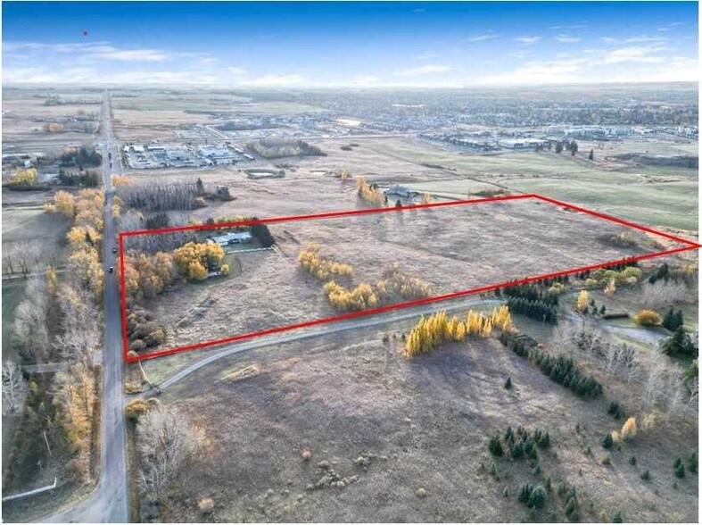 139 Northgate Dr, Okotoks, AB en venta - Foto del edificio - Imagen 2 de 7