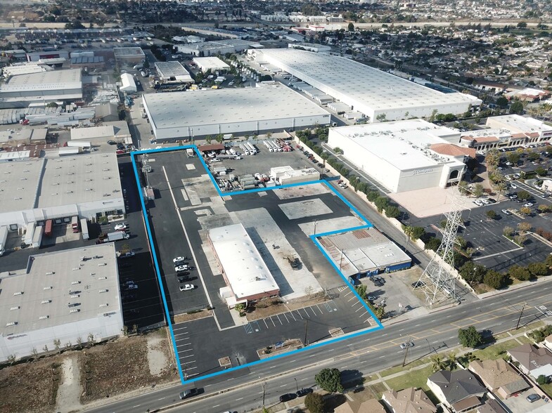 5201-5211 S Paramount Blvd, Pico Rivera, CA en alquiler - Foto del edificio - Imagen 2 de 2