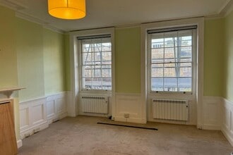 1 New Sq, London en alquiler Foto del interior- Imagen 1 de 7
