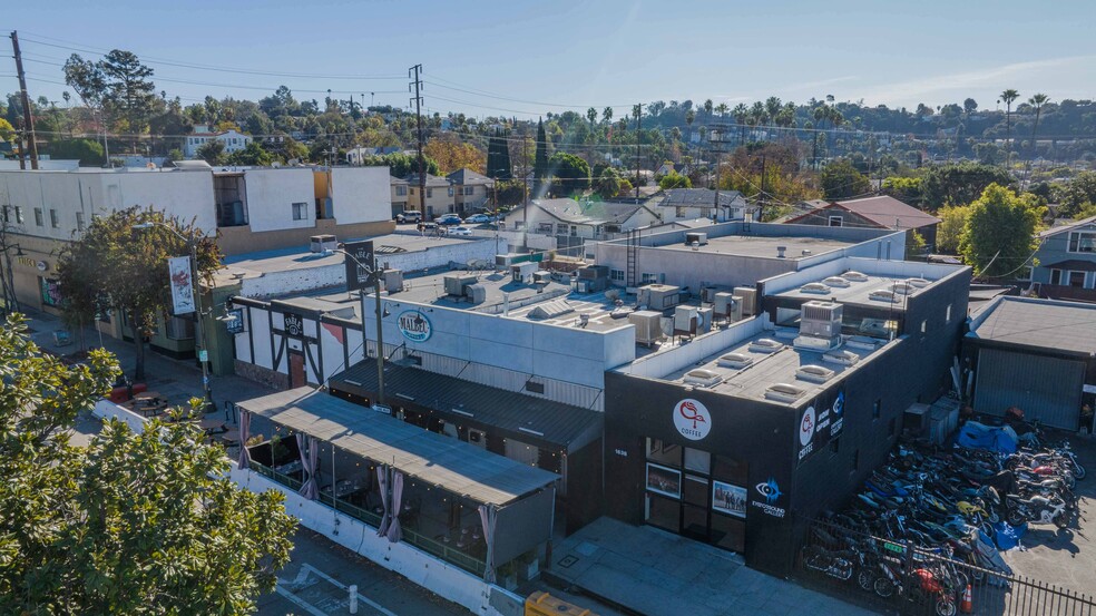 Colorado Blvd, Los Angeles, CA en venta - Foto del edificio - Imagen 1 de 13