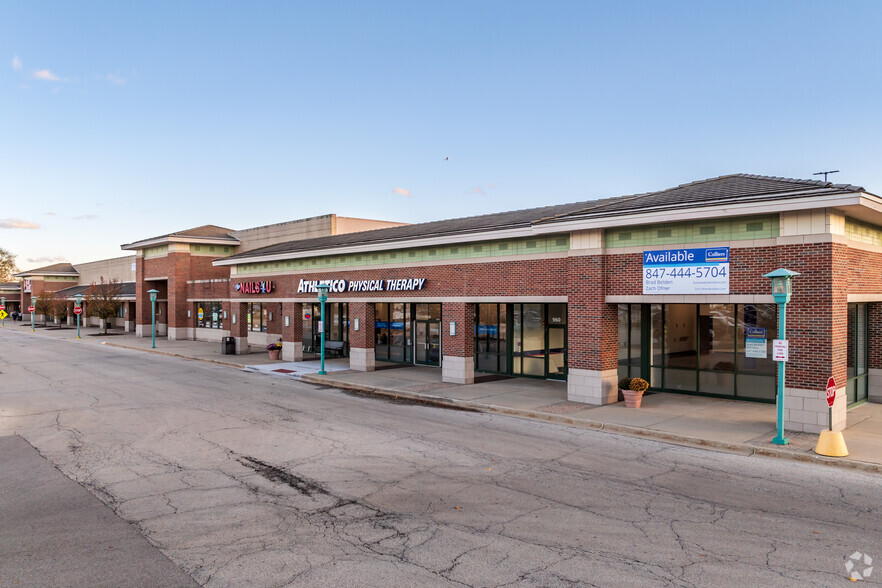 980 Elk Grove Town Ctr, Elk Grove Village, IL en alquiler - Foto del edificio - Imagen 1 de 12