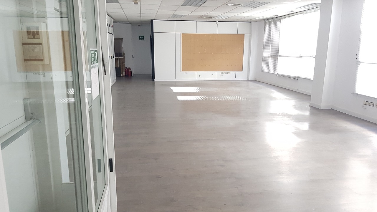 Calle Santa Leonor, 63, Madrid, MAD 28037 - Unidad G - - Foto del interior - Image 2 of 13