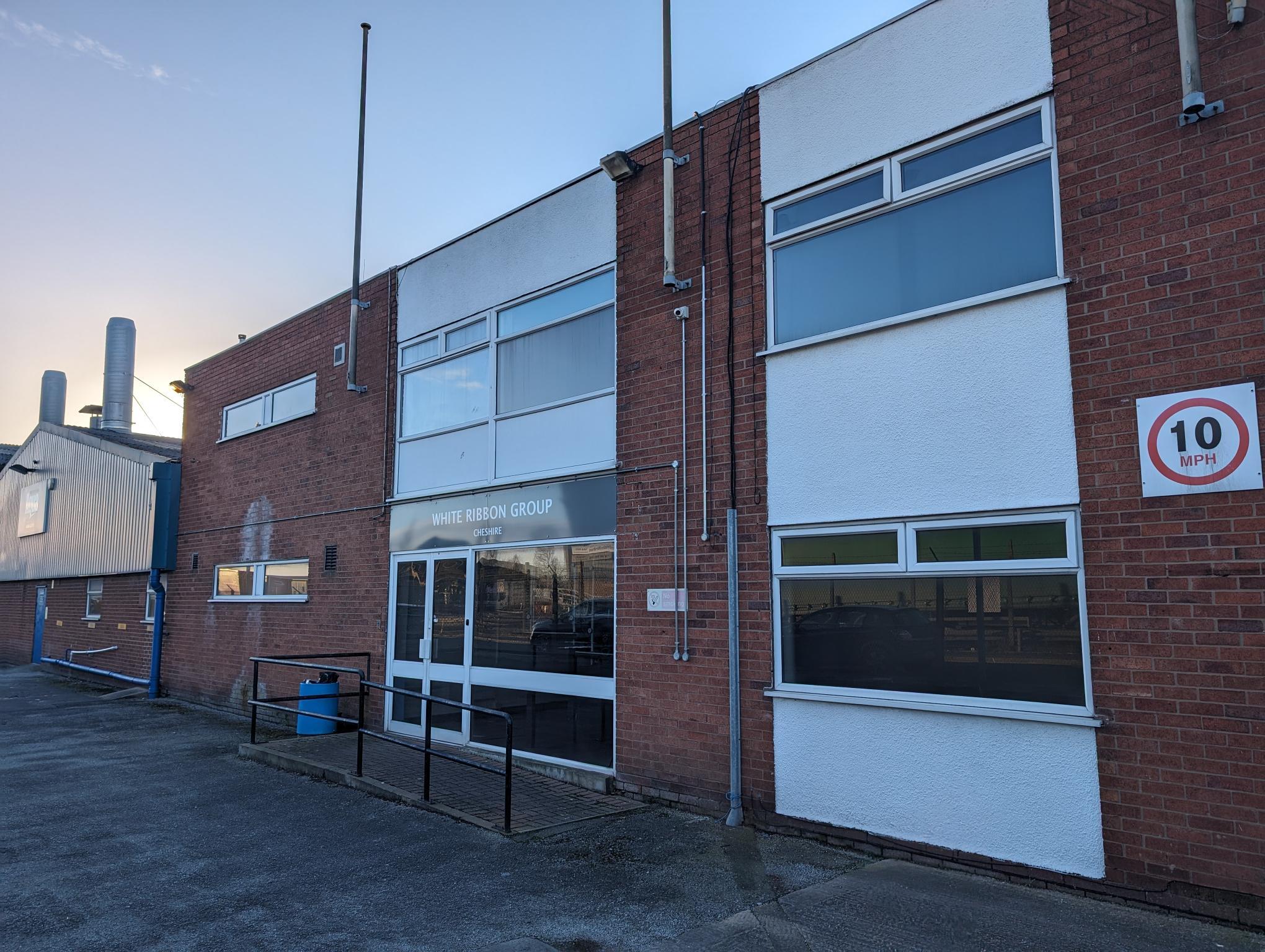 Nat Ln, Winsford en alquiler Foto del edificio- Imagen 1 de 2