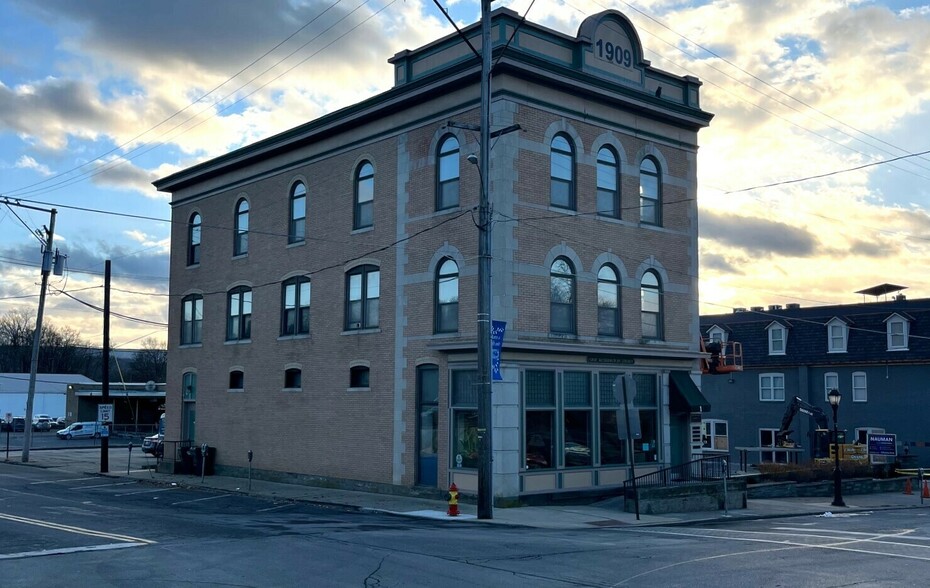 1 Washington St, East Stroudsburg, PA en alquiler - Foto del edificio - Imagen 3 de 6