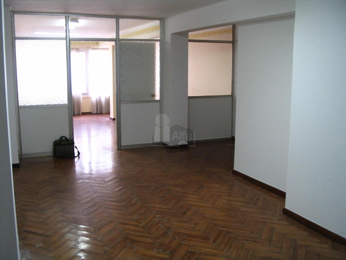 Vigo, PON 36204 - Unidad B - - Foto del interior - Image 1 of 4