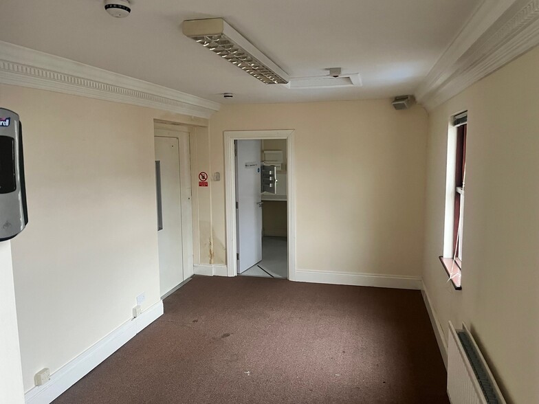 52 Adelaide Av, Belfast en venta - Foto del edificio - Imagen 1 de 7