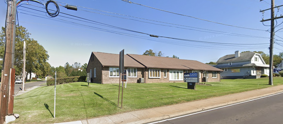 735 Street Rd, Southampton, PA en alquiler - Foto del edificio - Imagen 3 de 22