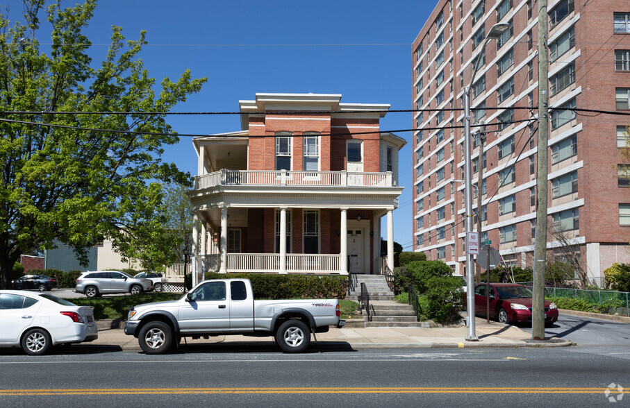 3818 Roland Ave, Baltimore, MD en alquiler - Foto del edificio - Imagen 1 de 4