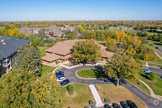 8525 N Edinbrook Xing, Minneapolis, MN - VISTA AÉREA  vista de mapa - Image1