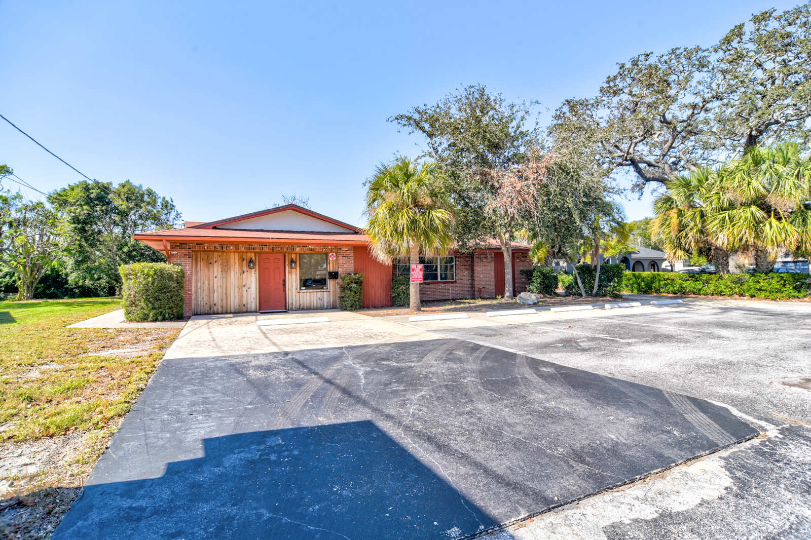 11470 Oakhurst Rd, Largo, FL en venta Foto principal- Imagen 1 de 26